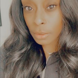 Meet your Posher, Carlessa